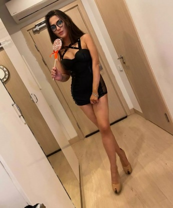 Соблазнительная брюнетка приглашает в гости состоятельного мужчину. Гарантирую незабываемый отдых и море удовольствия! Фото мои, без обмана. 2548, 22 года